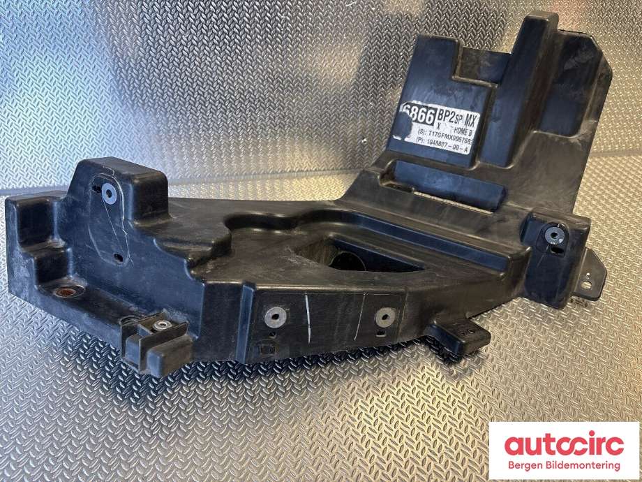 Frontlyktehus til Tesla Model X 2016-->> (TESLA|1043357-00-F|)