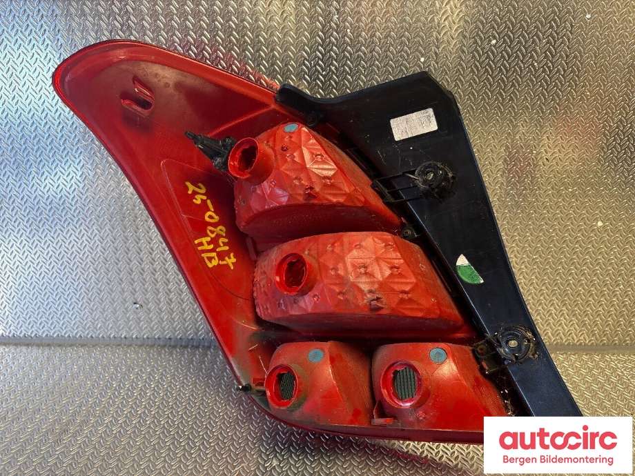 Baklykt høyre til Chevrolet Trax 2013-2014 (CHEVROLET (KR)|42599441|42435950|)