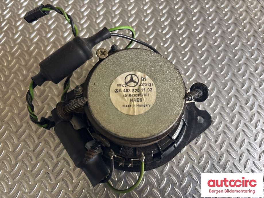 Bilstereo høyttaler til Mercedes G-Wagen 1990-->> (W463) (W463) (MERCEDES|A 463 820 11 02|)