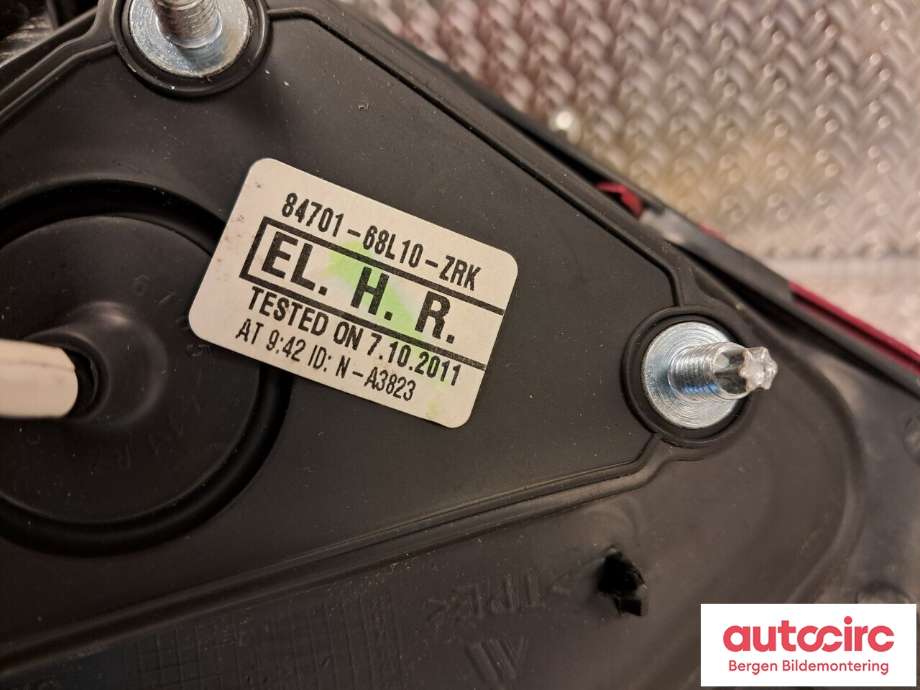 Speil høyre til Suzuki Swift 2011-2017 (SUZUKI|84701-68L10-ZRK|)
