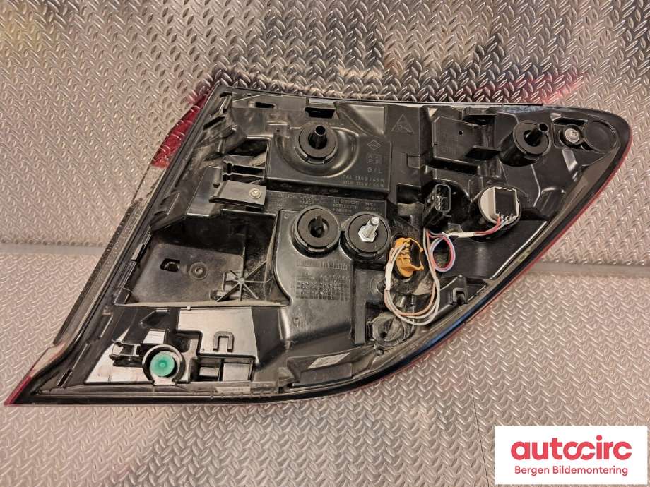 Baklykt venstre til Renault Captur 2020-->> (Type II) (RENAULT|265555698R|)