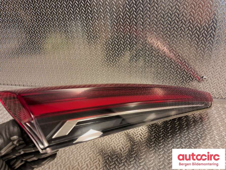 Baklykt venstre indre til Renault Captur 2020-->> (Type II)  (RENAULT|265553734R|)