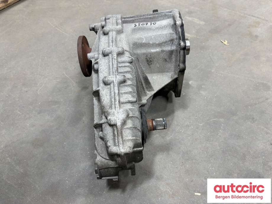 Girkasse 4WD fordelingskasse til VW Amarok 2016-2022 (Type I, Fase 2)  (VOLKSWAGEN|0BU 341 011 N|)