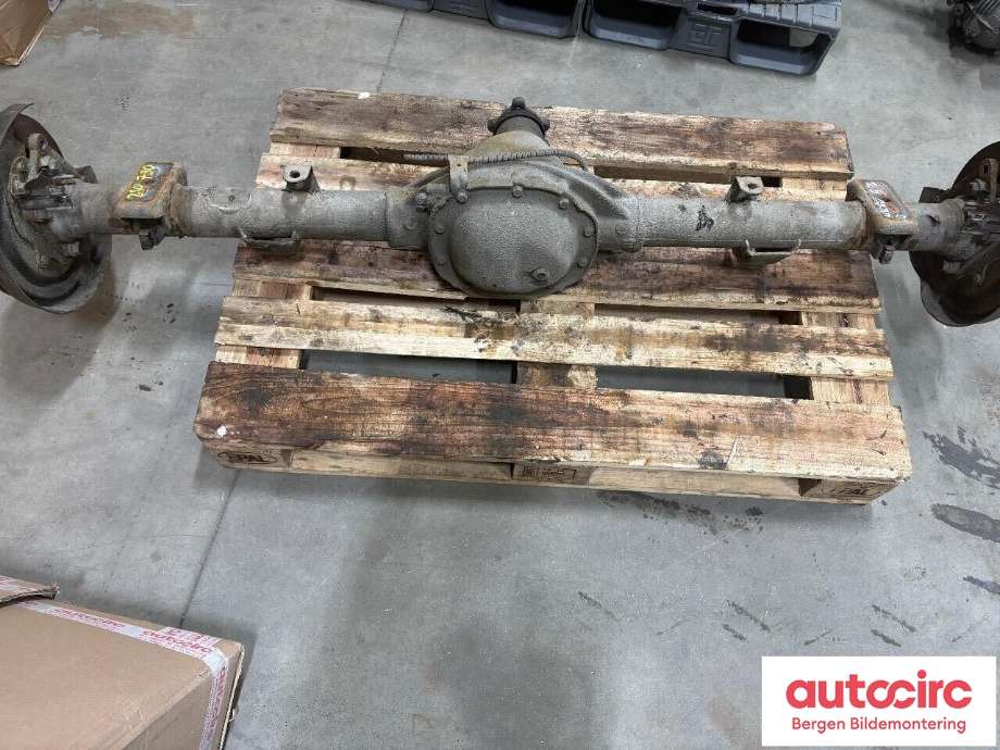 Bakaksel til VW Amarok 2016-2022 (Type I, Fase 2) (VOLKSWAGEN|2H6 500 041 Q|2H6 500 040 A|)