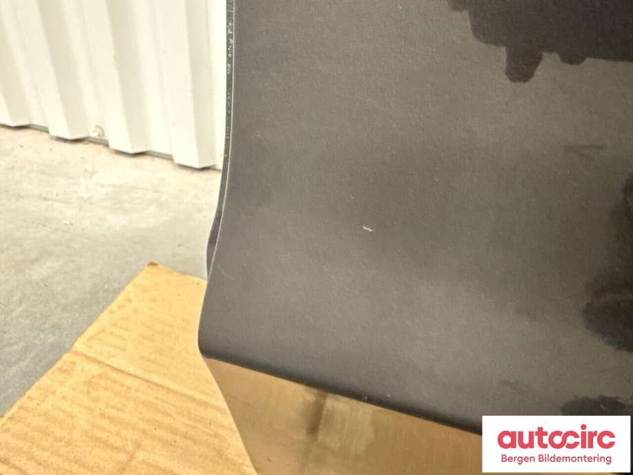Dør venstre bak til Ford Mondeo 2014-2019 (Type V, Fase 1) (FORD|2499922|DS73-F24705-BD|)