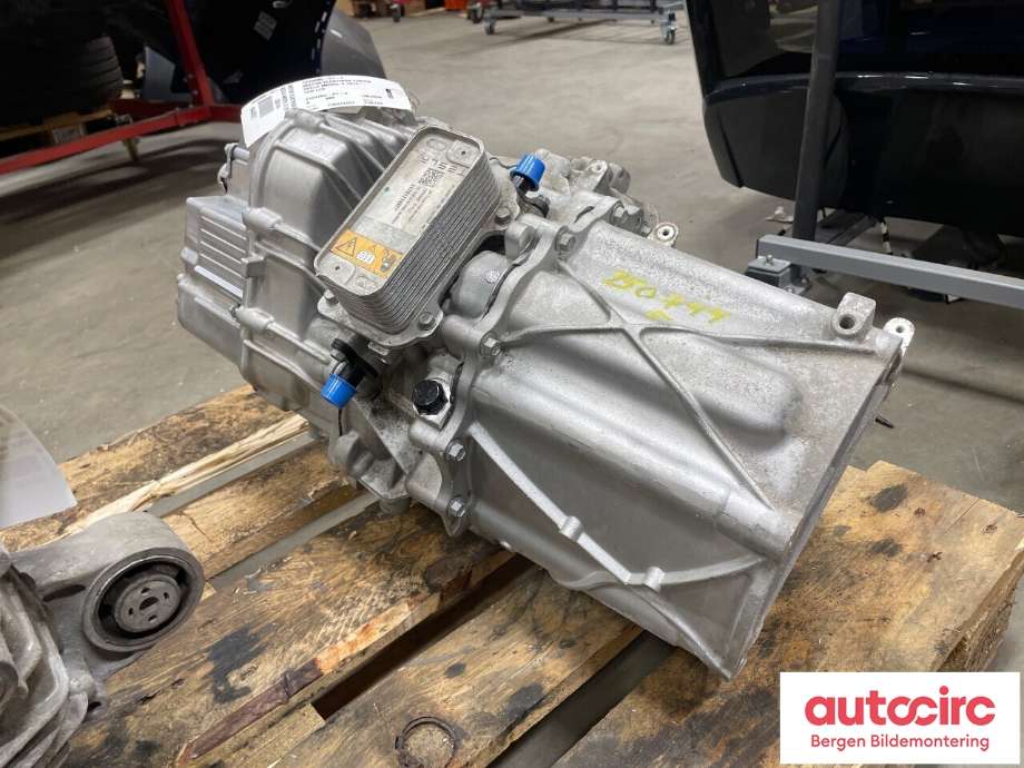 Motor elbil foran til Tesla Model X 2016-->>  (TESLA|1035000-01-J|1134783-01-J|)