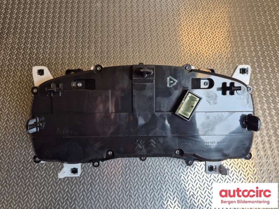 Speedometer til Peugeot Expert 2016-->> (Type III)  (PEUGEOT|98 374 730 80|98 311 687 80|)