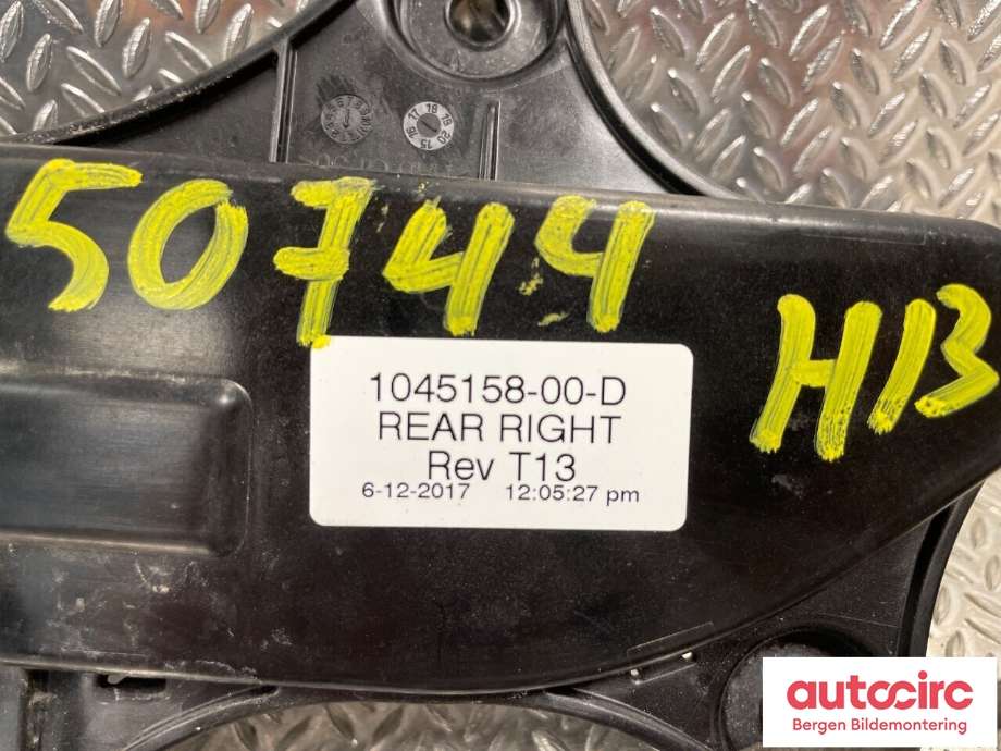Dørhåndtak utv høyre bak til Tesla Model X 2016-->> (TESLA|1046560-00-B|)