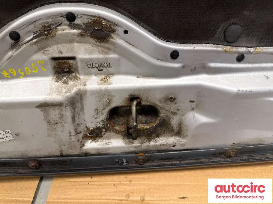 Panser til Toyota Hiace 2001-2006 (Fase 2) (TOYOTA|5330126012|)