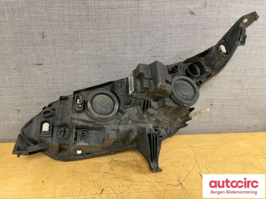 Frontlykt høyre halogen til Ford Transit Connect 2013-2018 Type II, Fase 1  (FORD|DT11-13W029-DC|1827688|90036438)