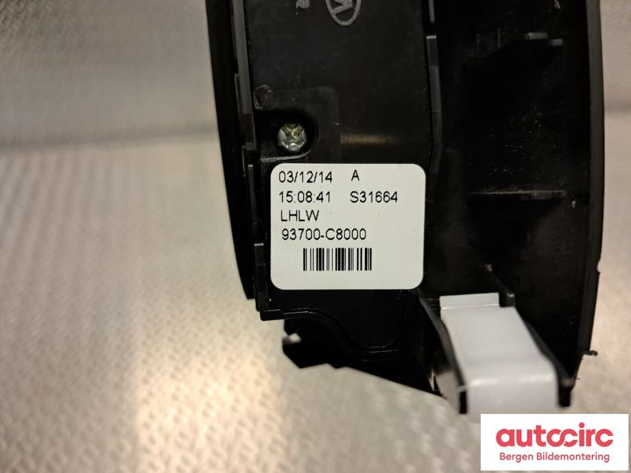Bryter setevarme til Hyundai i20 2015-2020 (Type II)  (HYUNDAI||93700-C8000)