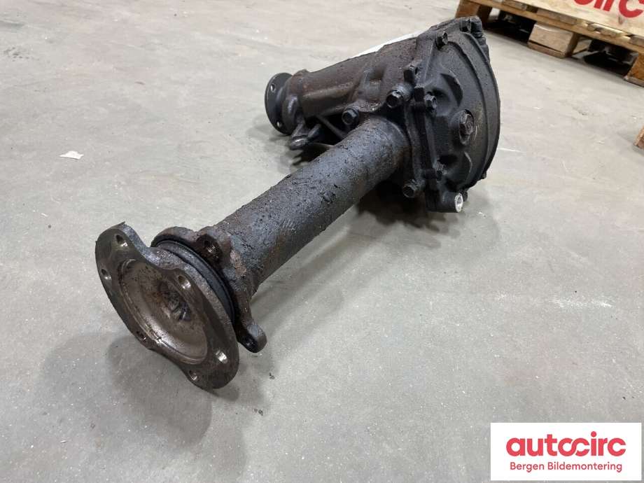 Kardang til Toyota Hiace 2001-2006 (Fase 2) (TOYOTA|4111026570|)