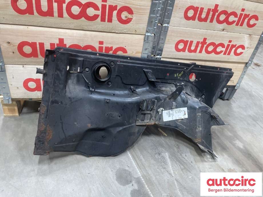 Diverse deler til Mercedes G-Wagen 1990-->> (W463) (W463) (MERCEDES|A 463 620 19 50|)
