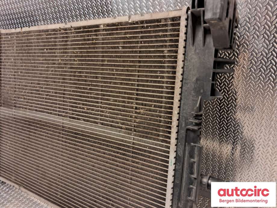 Radiator (automat gir) til Renault Zoe 2013-2019 (Fase 1)  (RENAULT|214104950R||8A7560400)