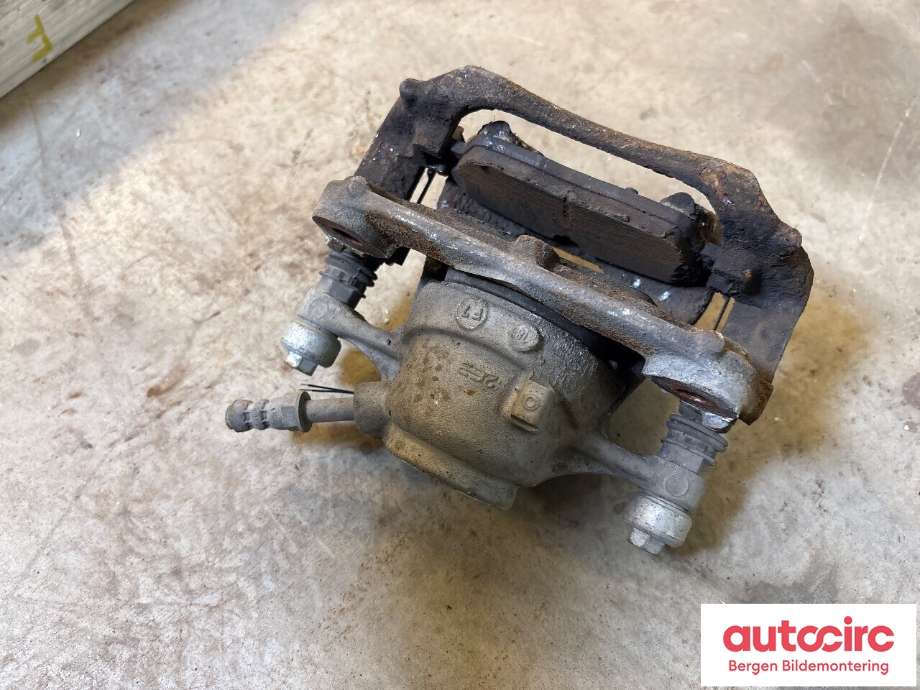Bremsecaliper venstre foran til BMW i3 2013-2022  (BMW|34 11 6 860 269|)