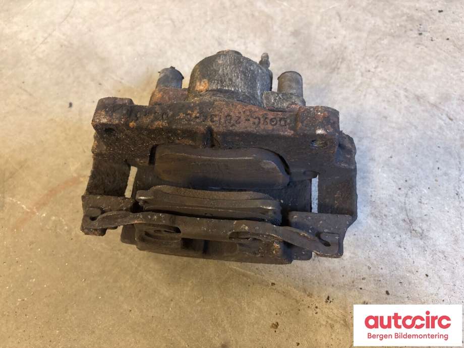 Bremsecaliper høyre foran til Ford Mondeo 2014-2019 (Type V, Fase 1) (FORD|DG9C-2B294-BA|5303801|2351169)