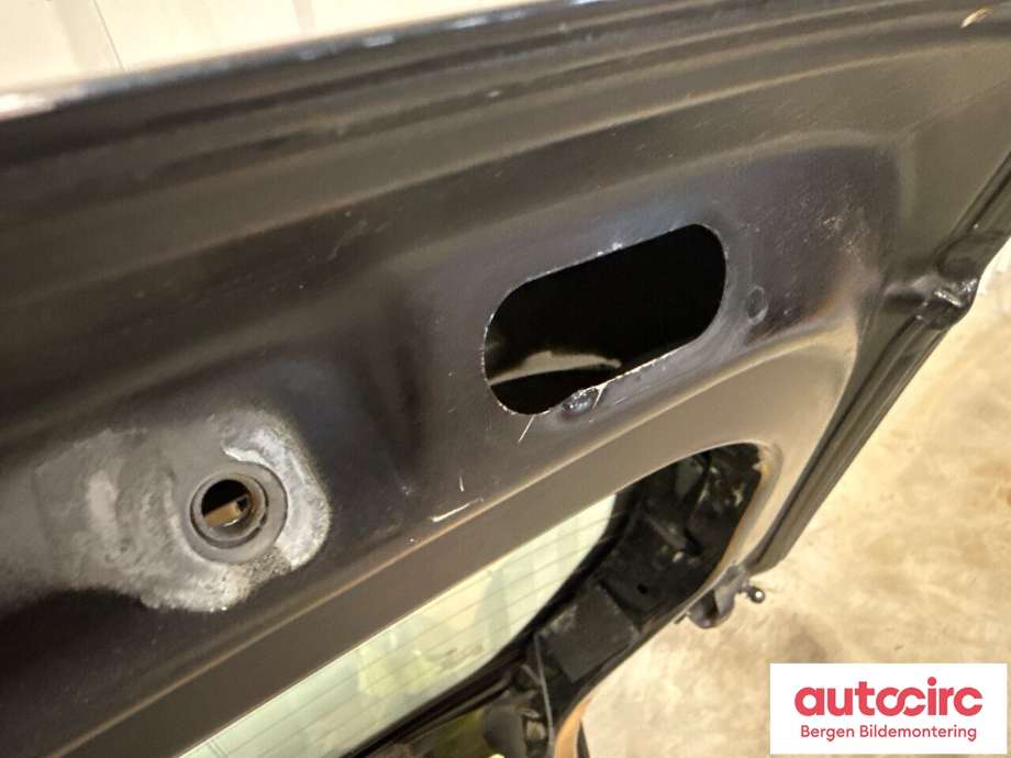 Bakluke combi til BMW 1-Serie 2004-2011 (E81/E82/E87/E88) (E81/E82/E87/E88) (BMW|41 62 7 133 898|)