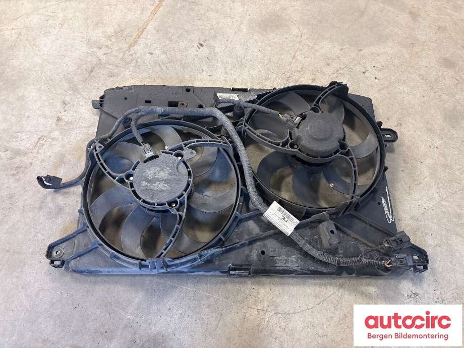 Kjølevifte til Ford Mondeo 2014-2019 (Type V, Fase 1)  (FORD|DG93-8C607-EE|1866638|)