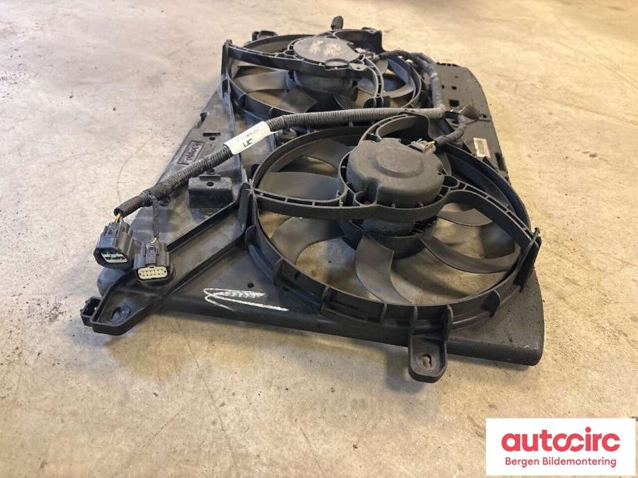Kjølevifte til Ford Mondeo 2014-2019 (Type V, Fase 1)  (FORD|DG93-8C607-EE|1866638|)