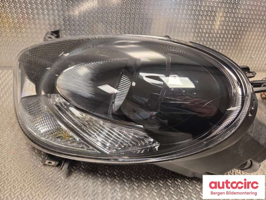 Frontlykt venstre halogen til Citroën C-Zero 2011-2020  (CITROEN|6208 X1|)