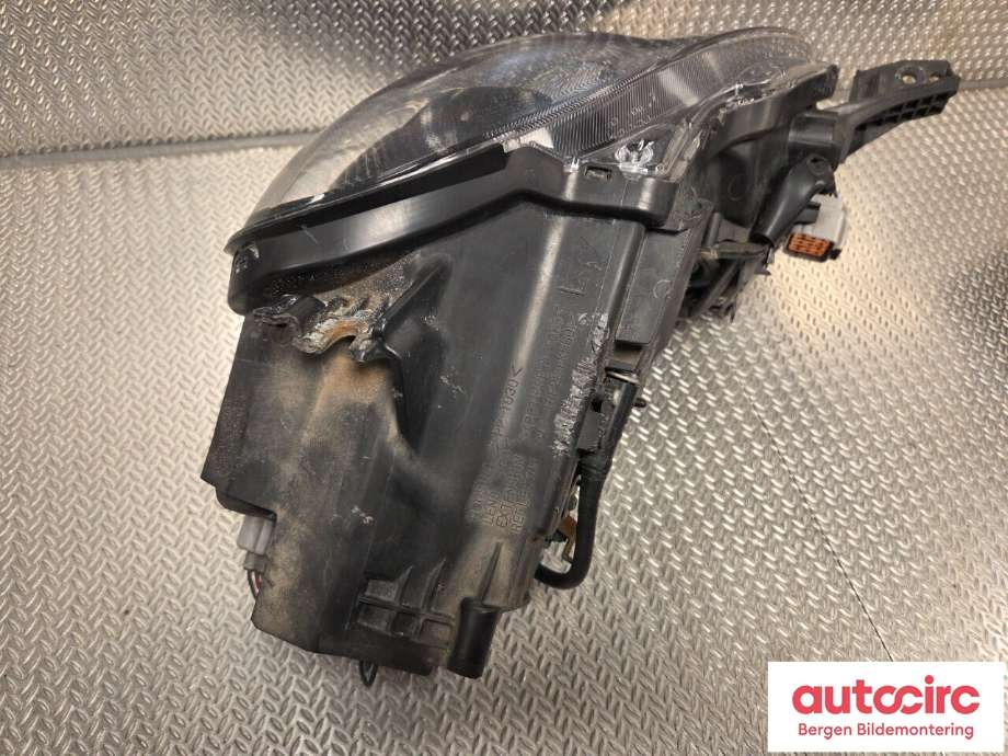 Frontlykt venstre halogen til Citroën C-Zero 2011-2020  (CITROEN|6208 X1|)
