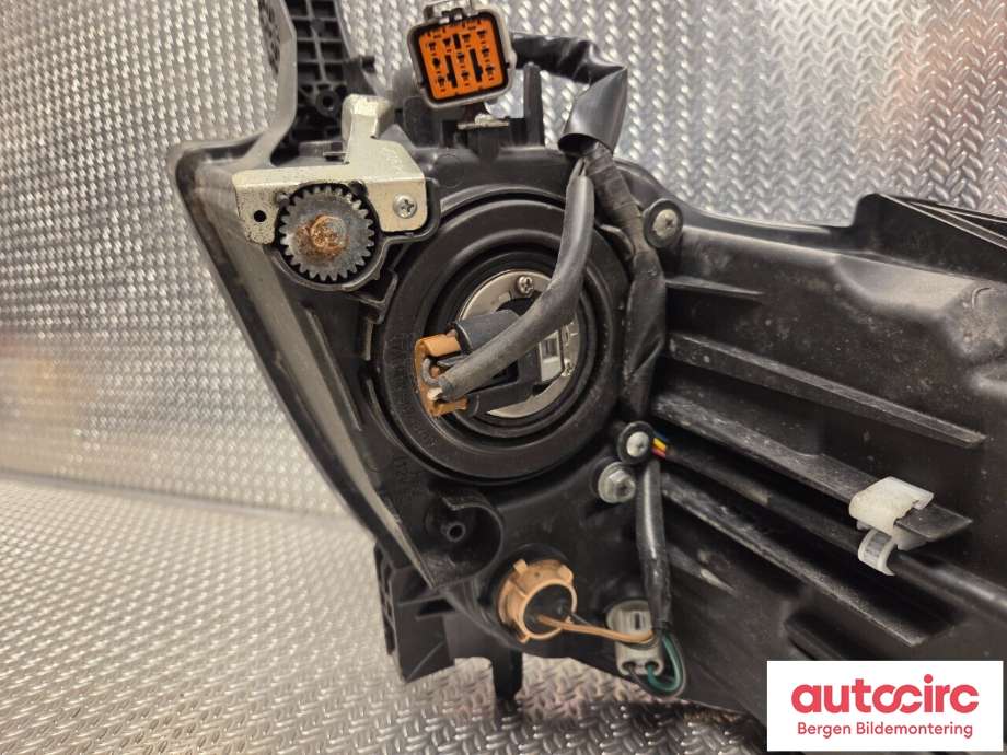 Frontlykt høyre halogen til Citroën C-Zero 2011-2020  (CITROEN|6206 X1|)
