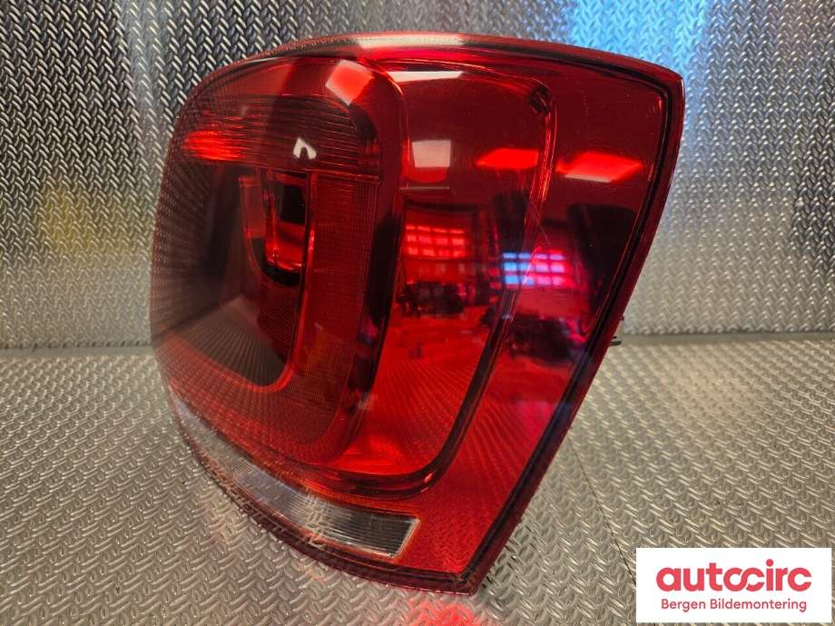 Baklykt høyre til VW Polo 2009-2014 (Type V, Fase 1)  (VOLKSWAGEN|6R0 945 096 AH|)