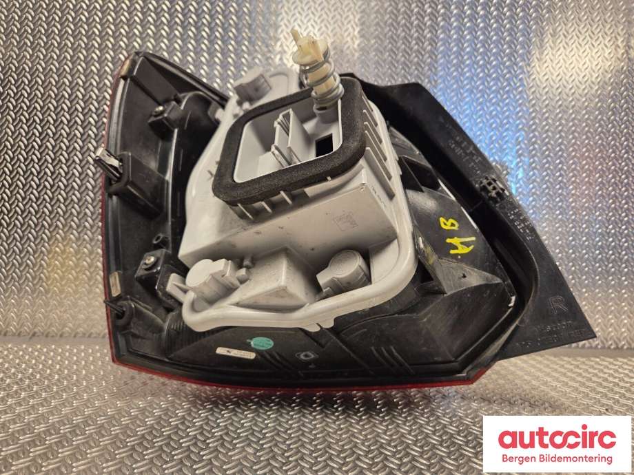 Baklykt høyre til VW Polo 2009-2014 (Type V, Fase 1)  (VOLKSWAGEN|6R0 945 096 AH|)
