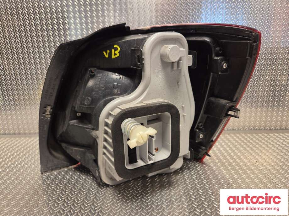 Baklykt venstre til VW Polo 2009-2014 (Type V, Fase 1)  (VOLKSWAGEN|6R0 945 095 AH|)