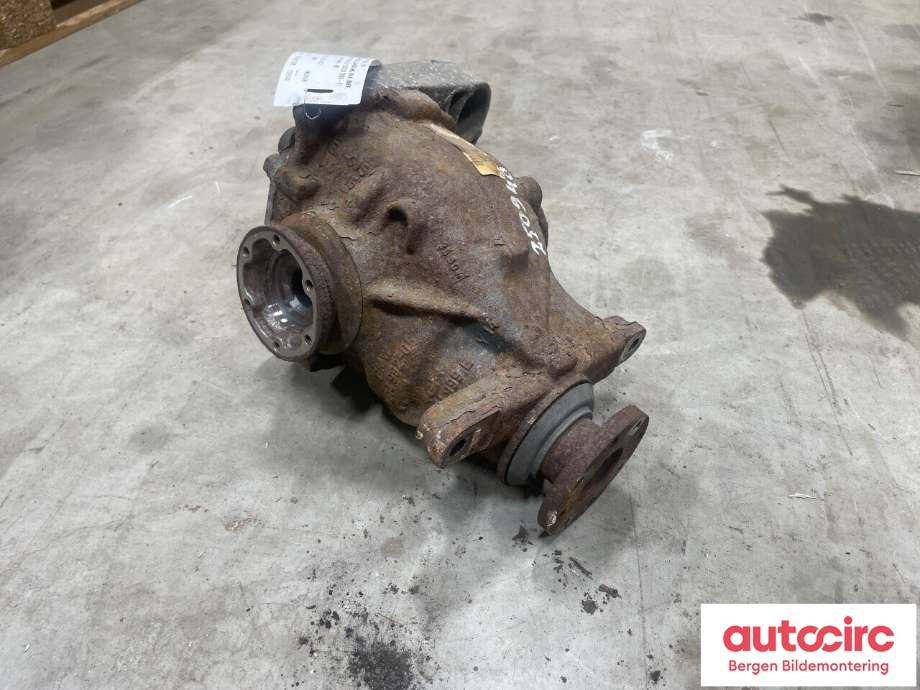 Kardang klokke bak til BMW 1-Serie 2004-2011 (E81/E82/E87/E88) (E81/E82/E87/E88) (BMW|33 10 7 524 319|33 11 7 515 437|)