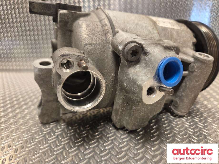 Aircondition kompressor til VW Polo 2009-2014 (Type V, Fase 1)  (VOLKSWAGEN|5N0 820 803 C||5N0 820 803 A)