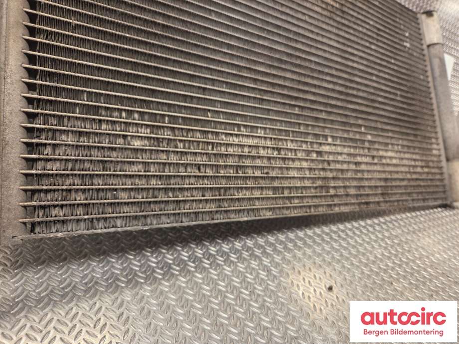 Aircondition radiator til VW Polo 2009-2014 (Type V, Fase 1)  (VOLKSWAGEN|6R0 820 411 Q||6R0 820 411 D)
