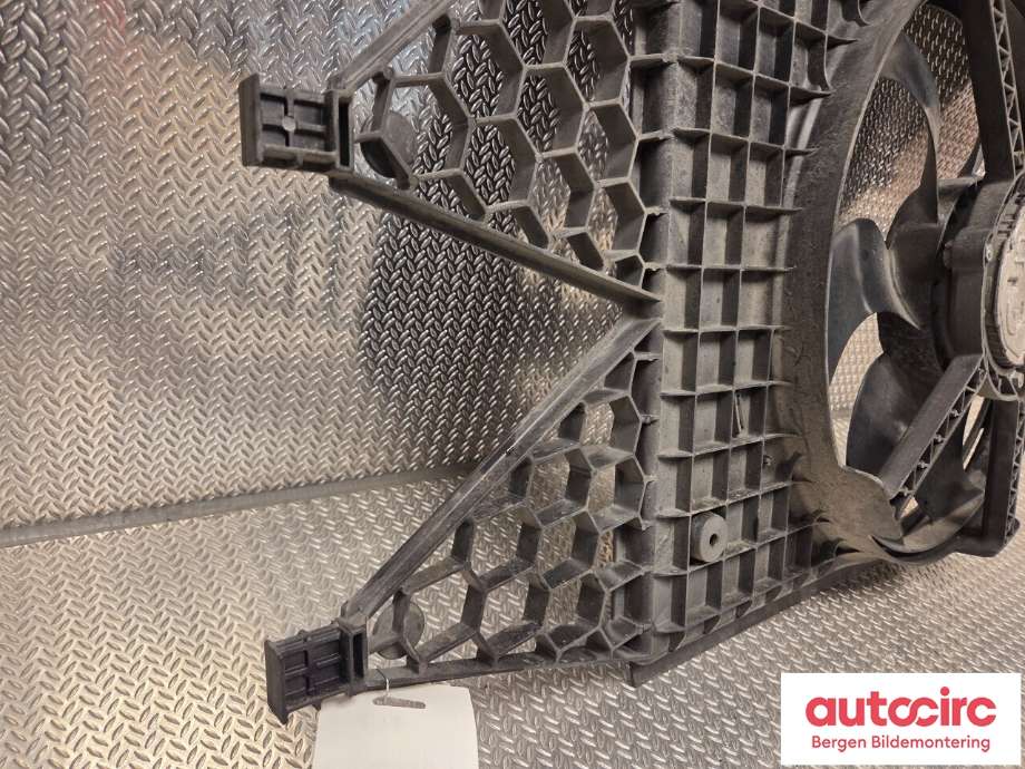 Kjølevifte til VW Polo 2009-2014 (Type V, Fase 1)  (VOLKSWAGEN|6R0 121 207 Q|)