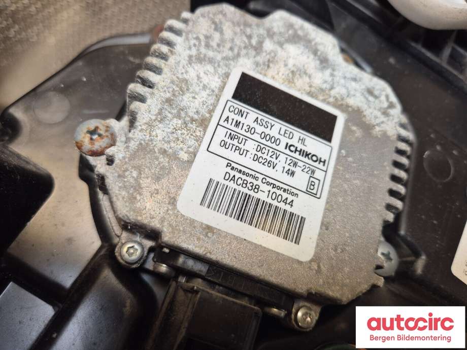 Frontlykt høyre halogen til Nissan Leaf 2011-2017 (Type I)  (NISSAN|260103NL5A|)