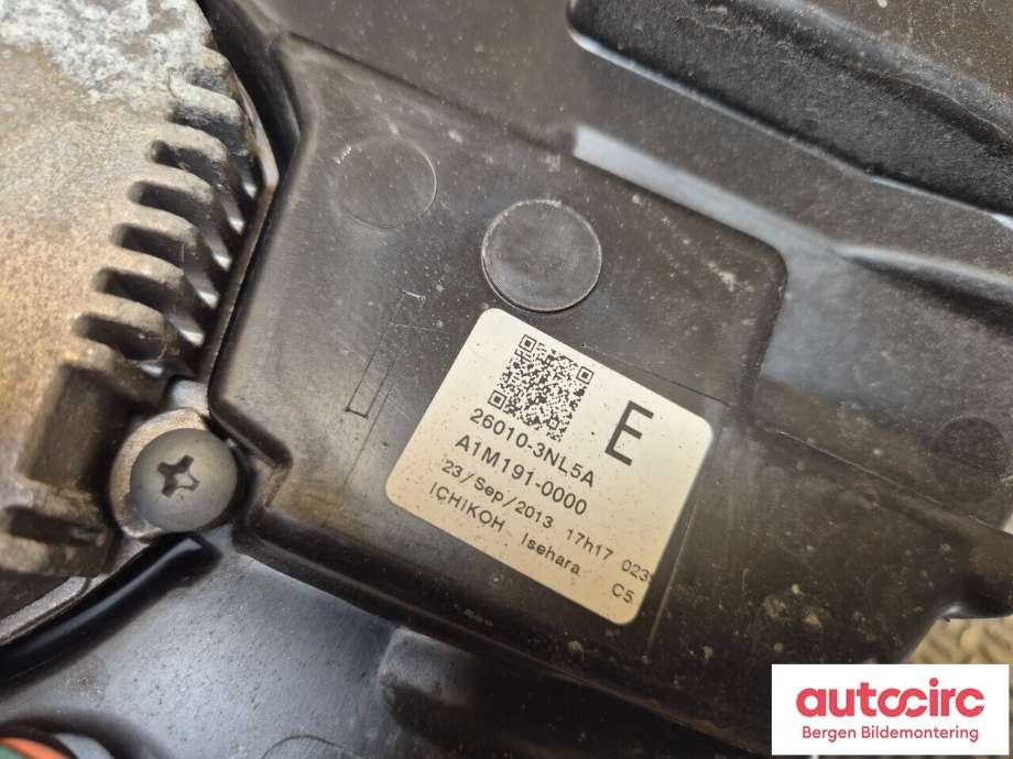 Frontlykt høyre halogen til Nissan Leaf 2011-2017 (Type I)  (NISSAN|260103NL5A|)