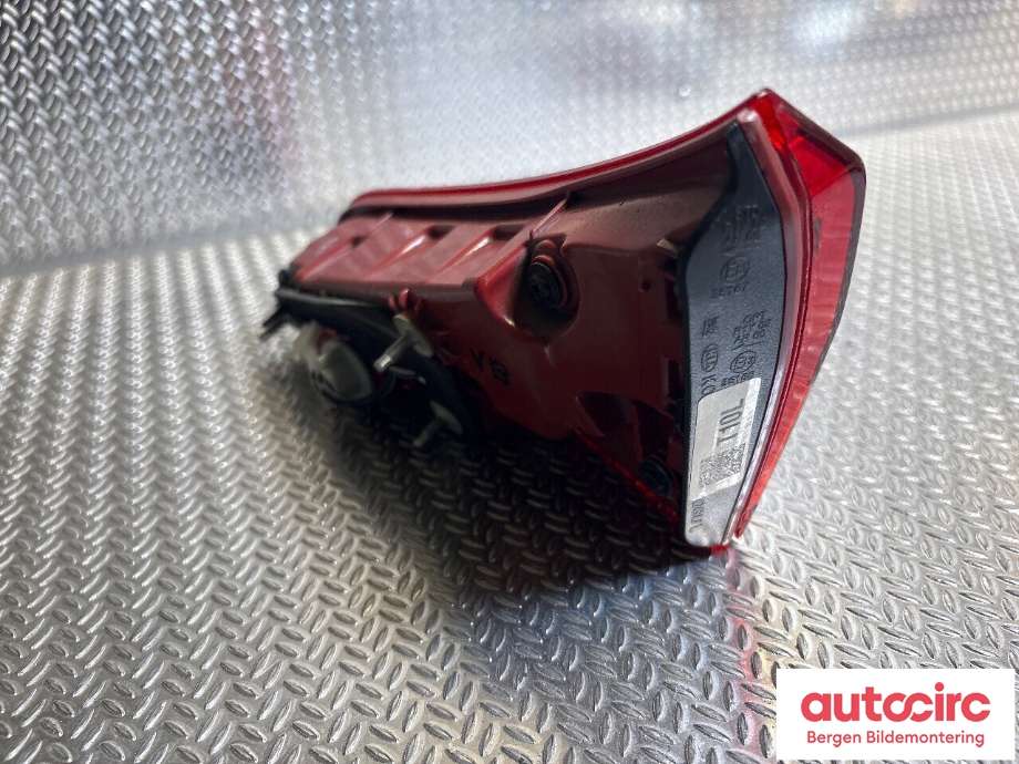 Baklykt venstre indre til Kia e-Soul 2019-->> (Type III) (KIA|92403K 0100|)