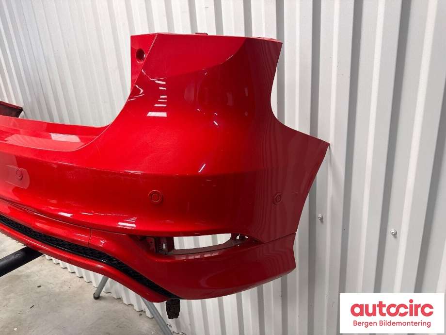 Støtfanger bak til Ford Focus 2014-2018 (Type III, Fase 2) (FORD|1877243|F1EB-17906-ABXWAA|)