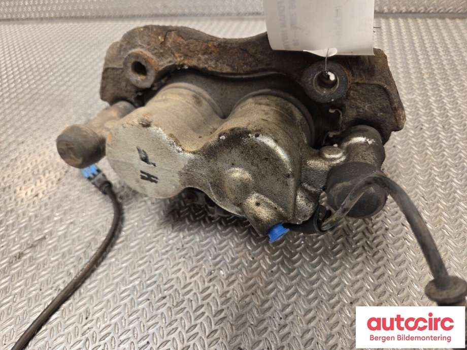 Bremsecaliper høyre foran til Mercedes Sprinter 2013-2018 (Fase 2) (906) (906) (MERCEDES|A 004 420 56 83|A 003 420 86 83|)