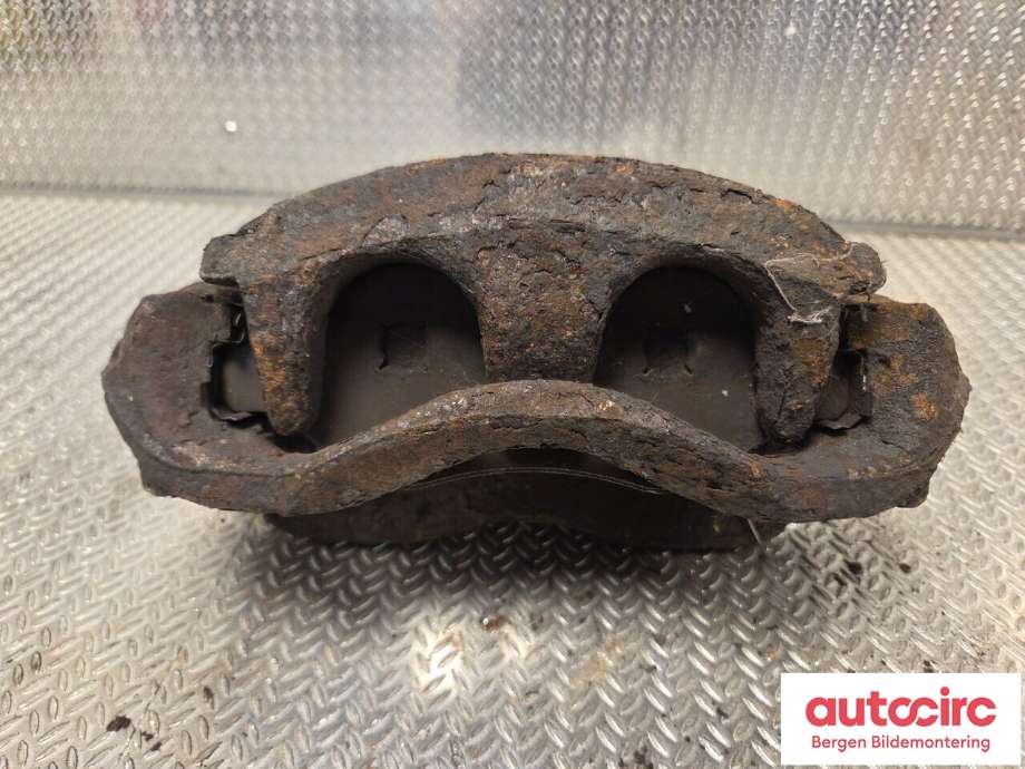 Bremsecaliper venstre foran til Mercedes Sprinter 2013-2018 (Fase 2) (906) (906) (MERCEDES|A 004 420 55 83|)