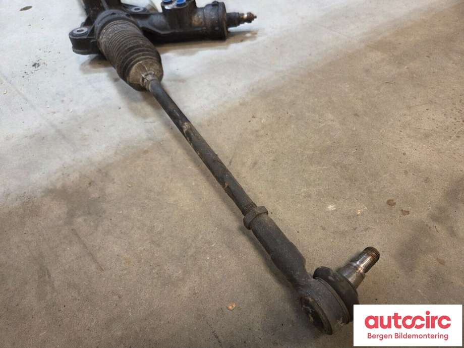Tannstang til Mercedes Sprinter 2006-2013 (Fase 1) (906) (906) (MERCEDES|A 906 460 17 00|A 906 460 08 00|A 906 460 13 00)