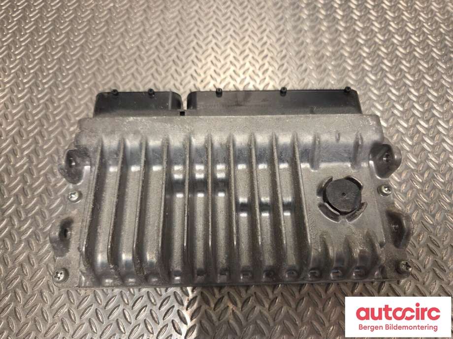 Styreenhet motor til Toyota Yaris 2012-2014 (Type III, Fase 1)  (TOYOTA||896610-DC00)