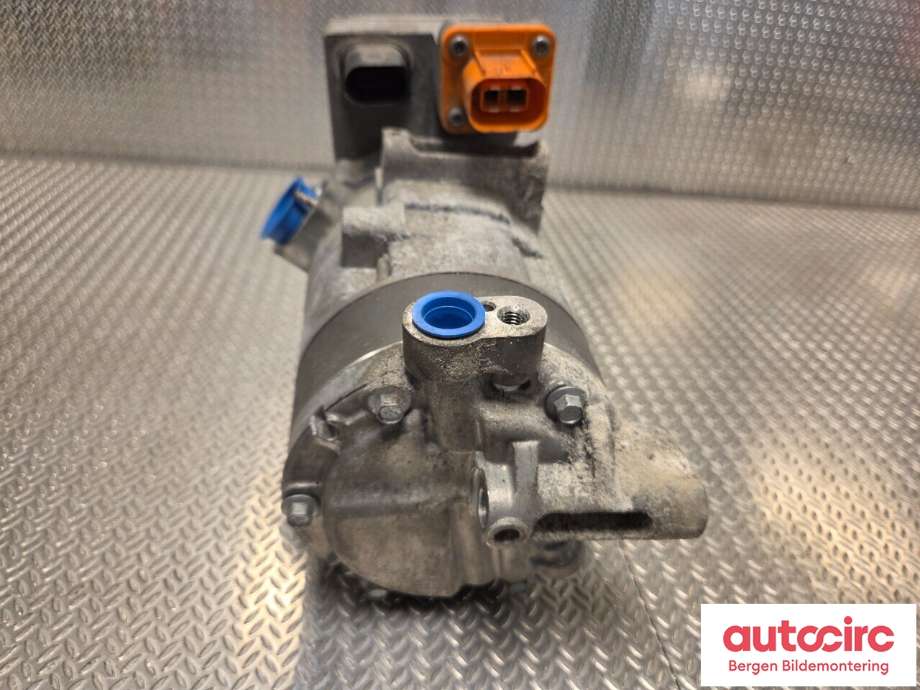Aircondition kompressor til VW e-Golf 2014-2017 (Fase 1)  (VOLKSWAGEN|12E 820 803 E||5QE 816 803 D)