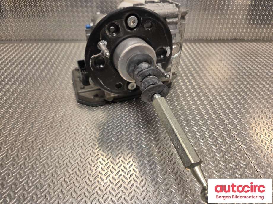 Bremsepumpe hoved til VW e-Golf 2014-2017 (Fase 1) (VOLKSWAGEN|5QE 611 015 AQ|)