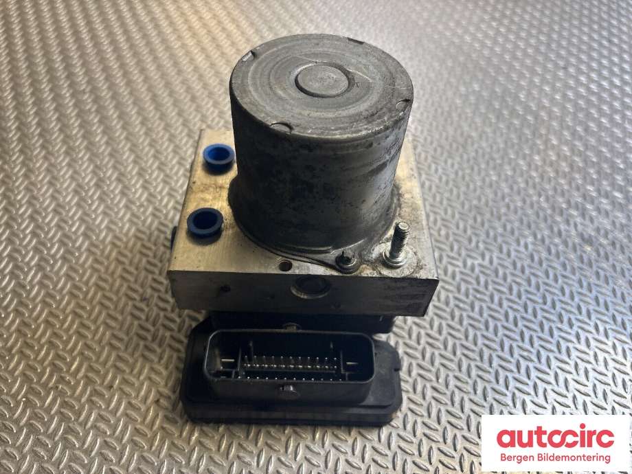 ABS sentral til Mercedes Sprinter 2013-2018 (Fase 2) (906) (906) (MERCEDES|A 906 900 11 02|A 906 900 19 02|A 008 431 88 12)