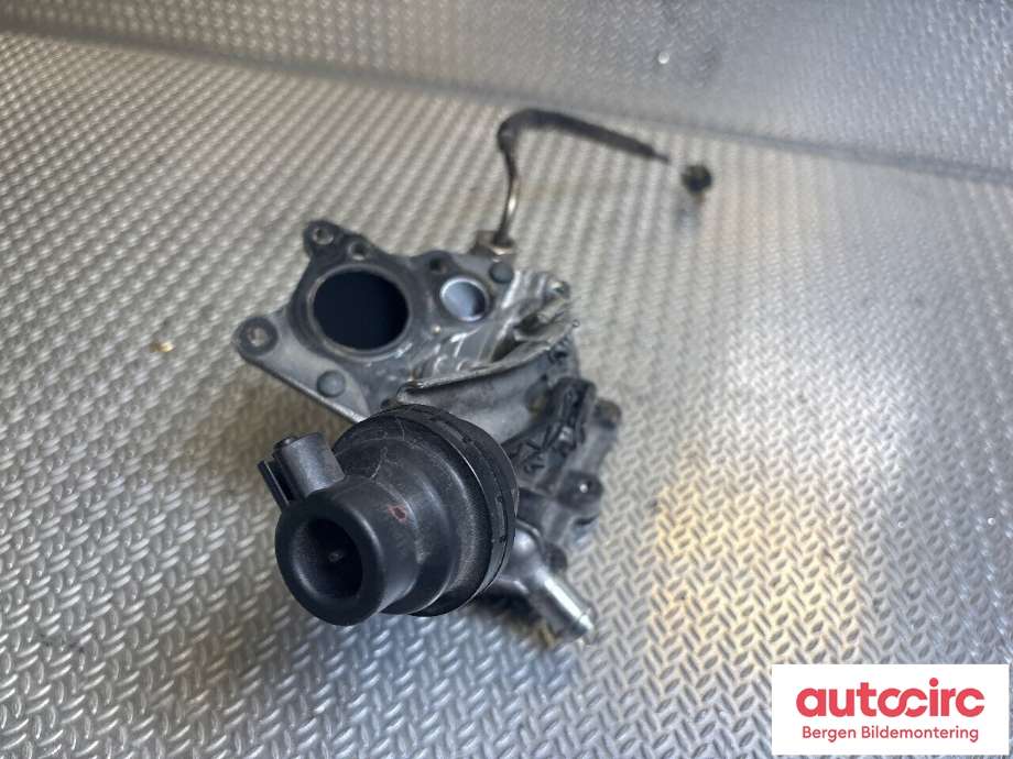 EGR-ventil til Mercedes Sprinter 2013-2018 (Fase 2) (906) (906) (MERCEDES|A 651 140 01 02|)