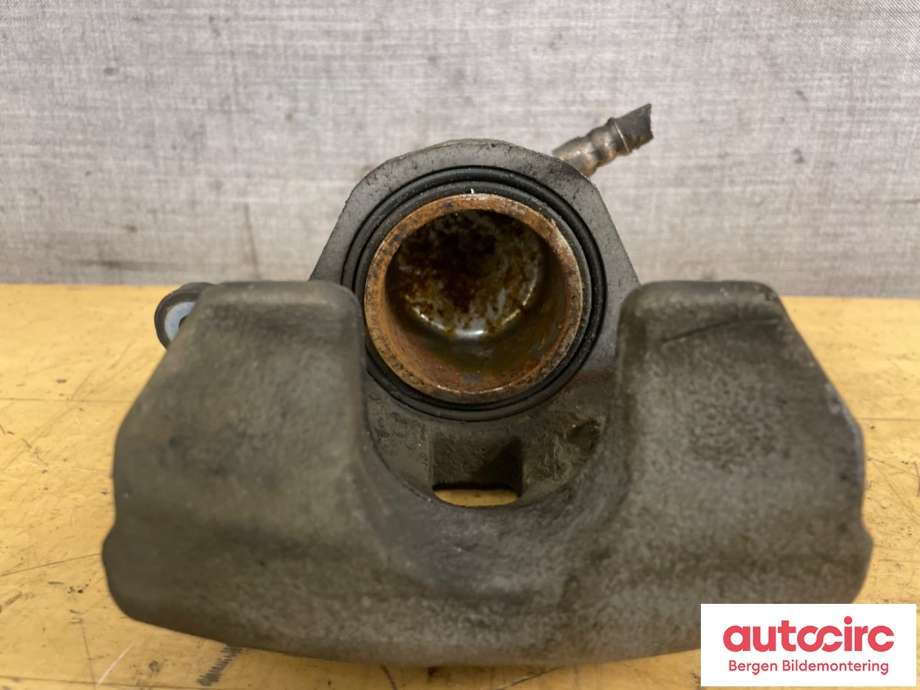 Bremsecaliper høyre foran til Kia e-Soul 2019-->> (Type III)  (KIA|58130-J2100|)