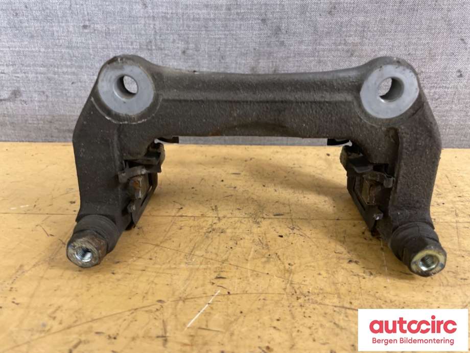 Bremsecaliper høyre foran til Kia e-Soul 2019-->> (Type III)  (KIA|58130-J2100|)
