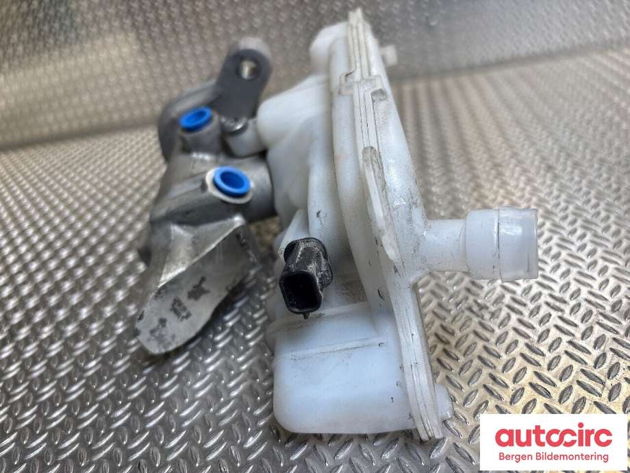 Bremsepumpe hoved til Mercedes Citan 2021-->> (W420) (W420) (MERCEDES|A 420 431 06 00|A 420 430 02 00|)