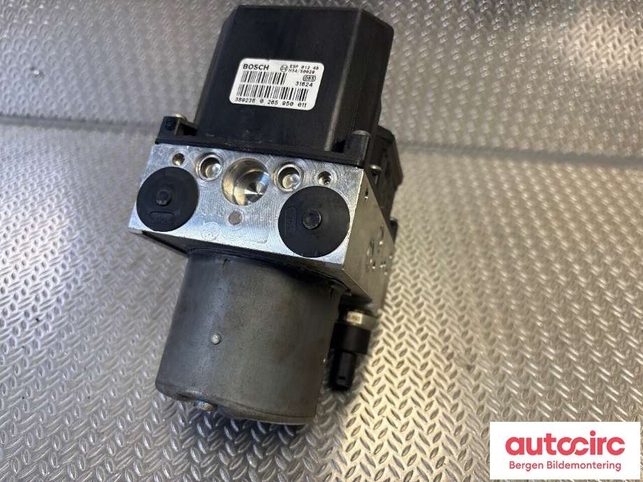 ABS sentral til Audi A4 2001-2004 (Type II) (B6) (B6) (AUDI|8E0 614 517 L|)