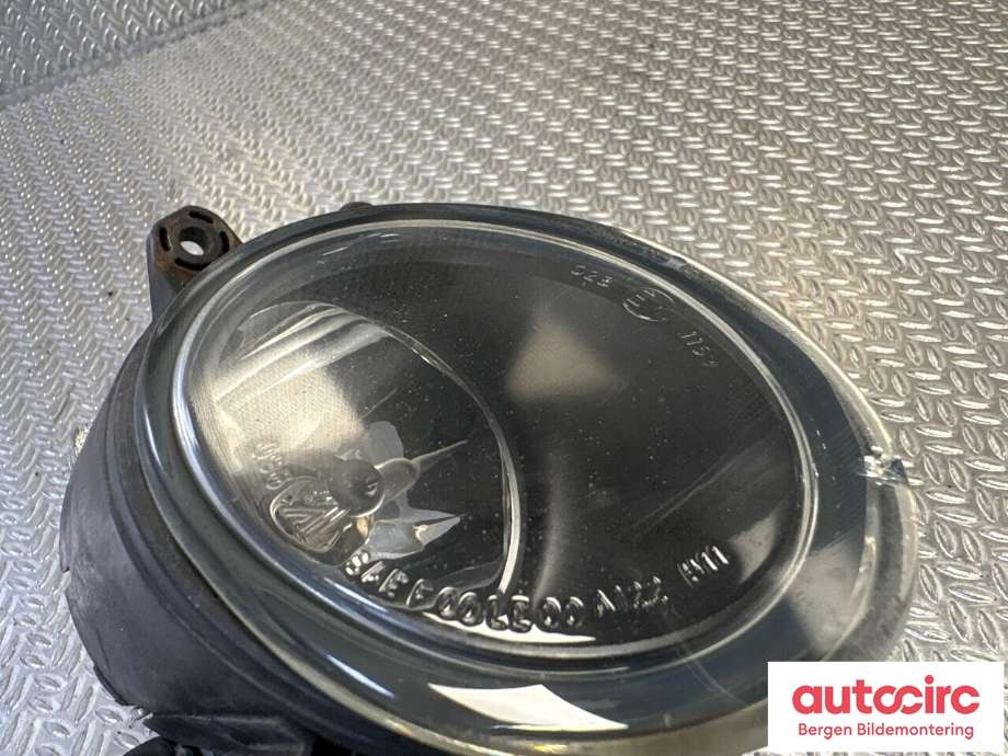 Tåkelykt høyre foran til Audi A4 2001-2004 (Type II) (B6) (B6) (AUDI|8E0 941 700 B|)